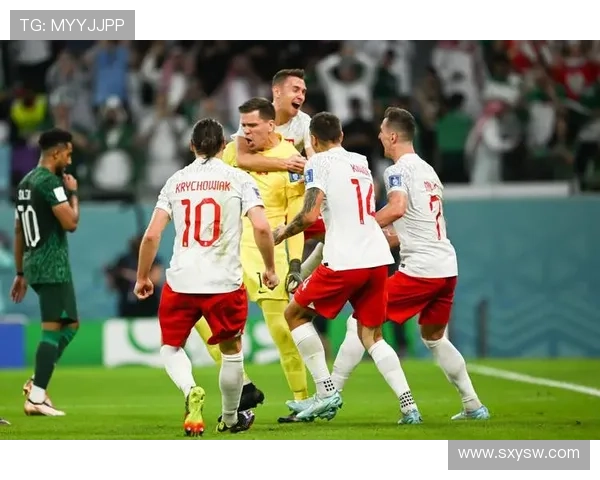 波兰主帅:什琴斯尼重返国家队?一切确定之前不会做决定 波兰主帅:什琴斯尼重返国家队?一切确定之前不会做决定