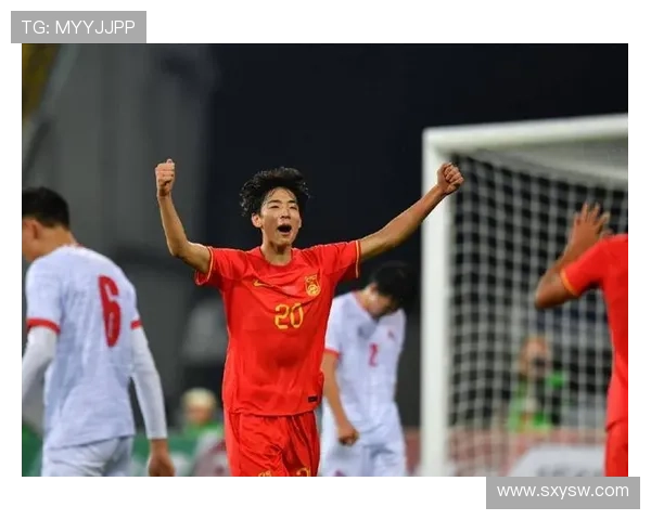 杨铭锐梅开二度 U19国青惜败澳大利亚 杨铭锐梅开二度 U19国青惜败澳大利亚